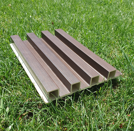 REVESTIMIENTO INTERIOR MADERA COMPUESTA - CHOCOLATE 16CMX2.4MT - Imagen 3